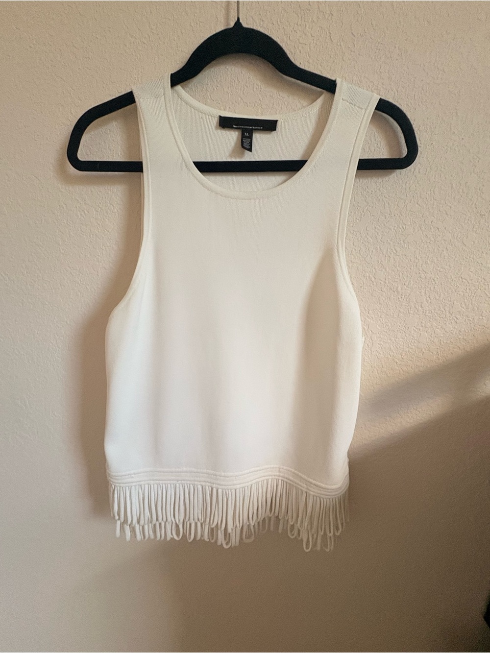 White House Black Market White Fringe Hem Sleeveless Top Size XL